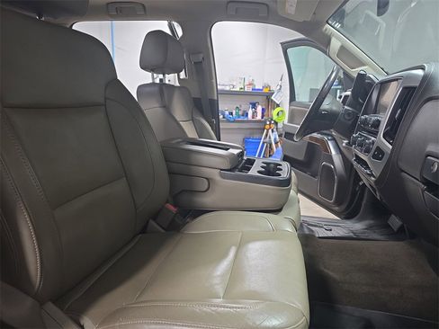 Used 2015 GMC Sierra 2500 SLT w/ Snow Plow Prep Package image 10