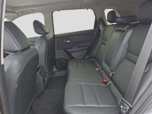 New 2026 Nissan Rogue SV w/ SV Premium Package image 19