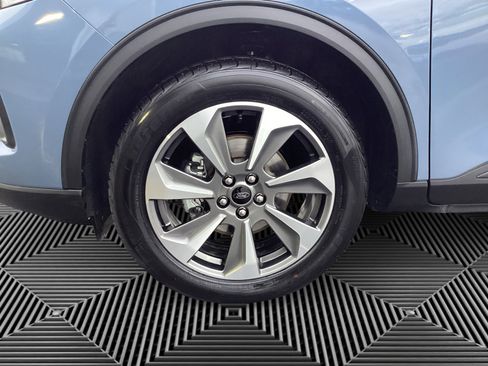 Used 2024 Ford Escape Platinum image 14