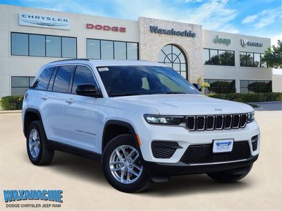 New 2025 Jeep Grand Cherokee Laredo w/ Luxury Tech Group I