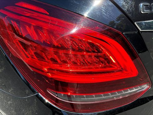 Used 2019 Mercedes-Benz C 300 4MATIC Sedan image 22