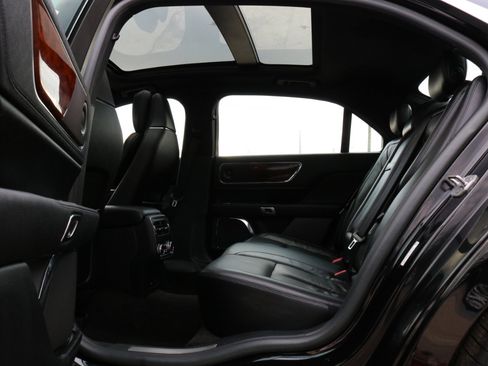 Used 2020 Lincoln Continental Reserve image 51