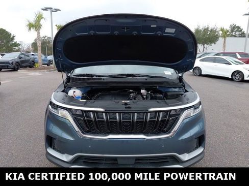 Certified 2024 Kia Carnival EX image 10