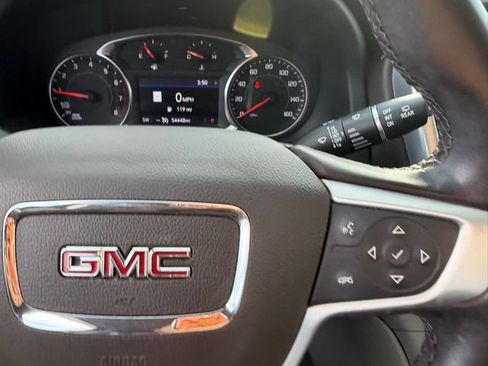 Certified 2023 GMC Acadia SLT image 24