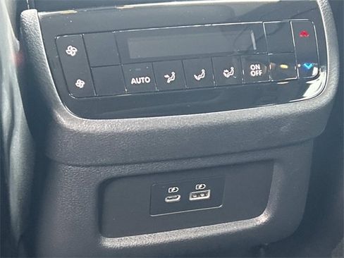 Certified 2025 INFINITI QX60 Pure image 23