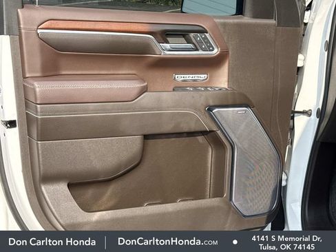 Used 2024 GMC Sierra 1500 Denali w/ Technology Package AWD/4WD image 7