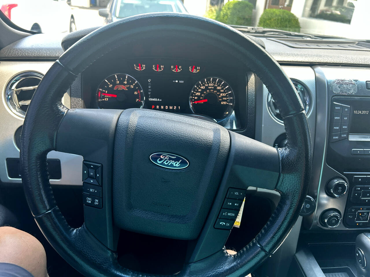 Used 2013 Ford F150 FX4 w/ Mid Equipment Group AWD/4WD image 25