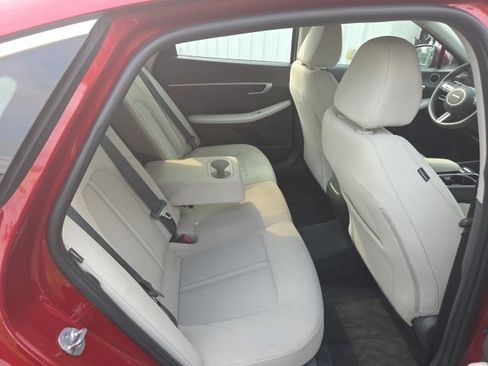 Used 2025 Hyundai Sonata SEL FWD image 38