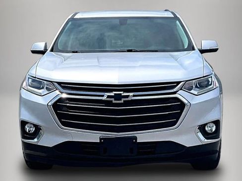 Used 2020 Chevrolet Traverse LT AWD/4WD image 3