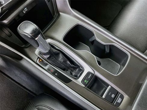 Used 2020 Honda Accord Sport image 21