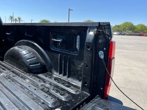 Used 2022 Ford F350 Platinum AWD/4WD image 8