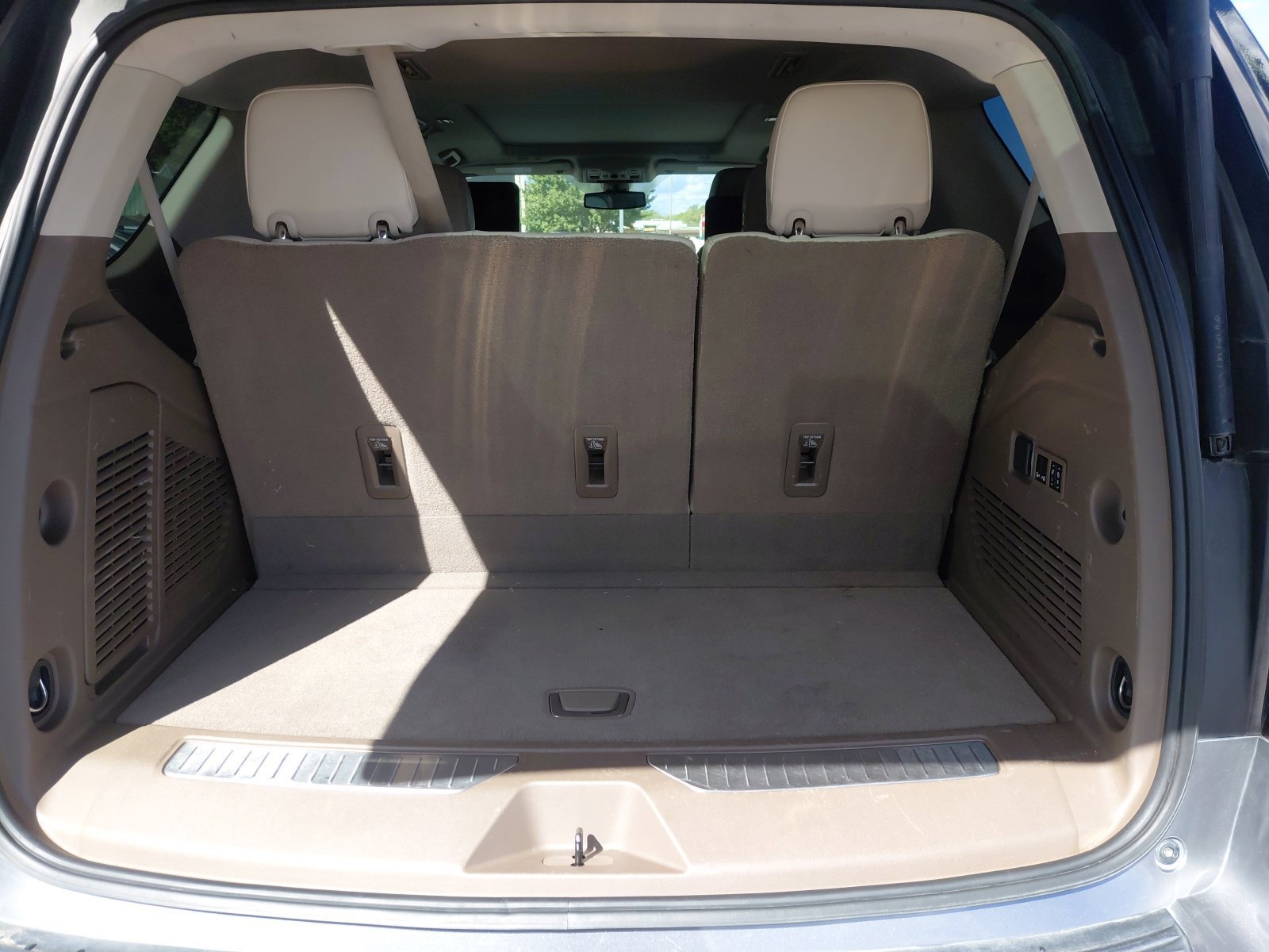 Used 2021 GMC Yukon Denali AWD/4WD image 22