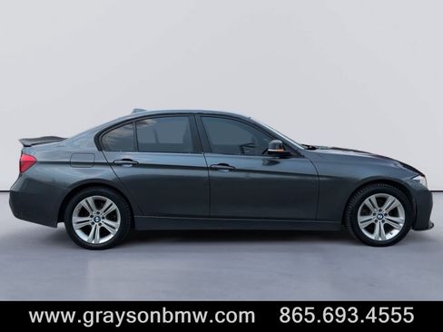 Used 2017 BMW 330i xDrive Sedan AWD/4WD image 2