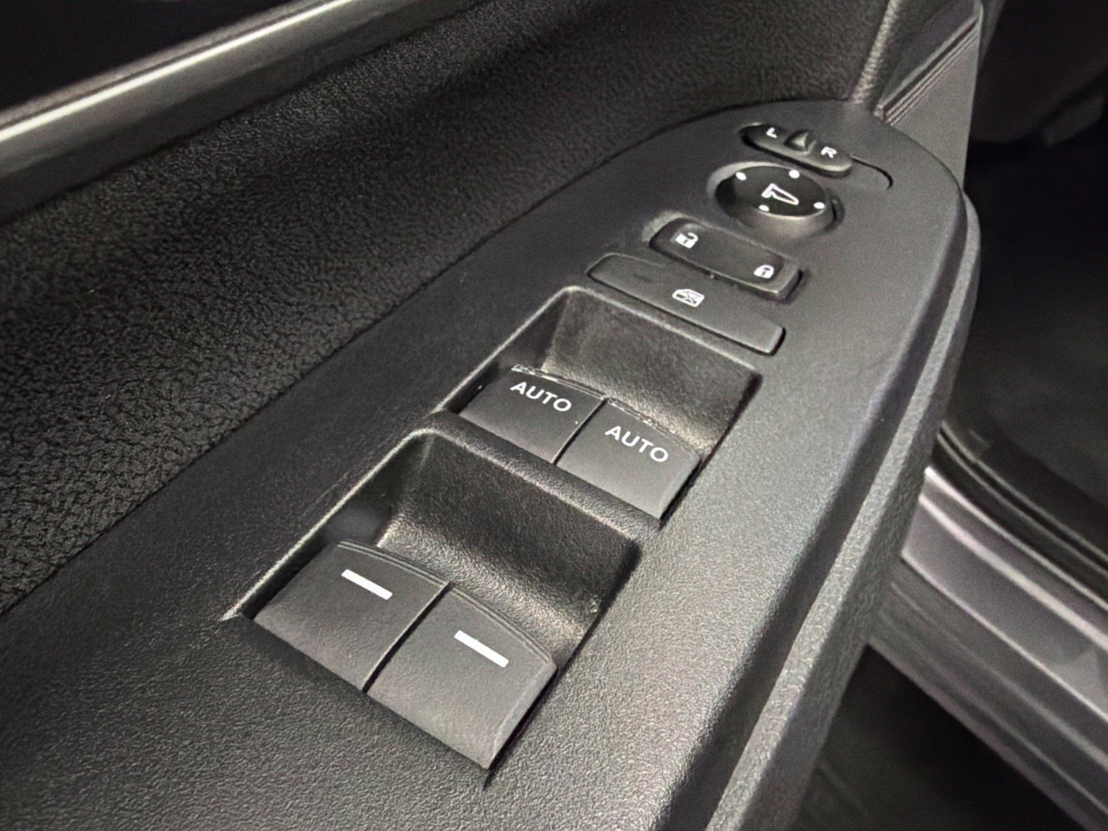 Used 2022 Honda CR-V EX image 21