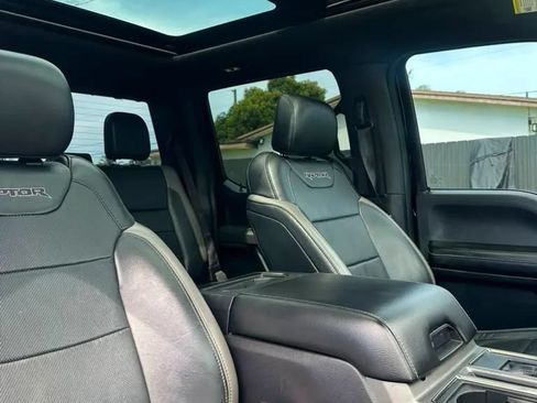 Used 2018 Ford F150 Raptor w/ Equipment Group 802A Luxury AWD/4WD image 16
