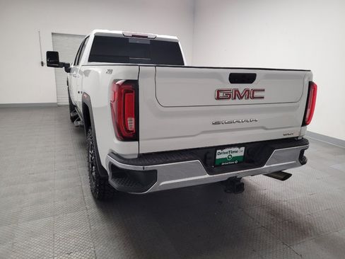 Used 2020 GMC Sierra 2500 SLT w/ SLT Convenience Package image 6