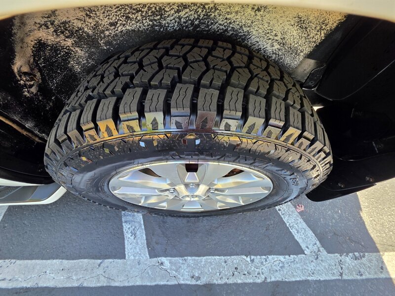 Used 2008 Toyota Sequoia Limited AWD/4WD image 64