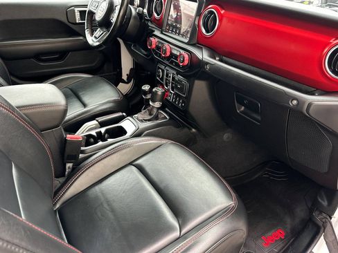 Used 2021 Jeep Gladiator Rubicon AWD/4WD image 19