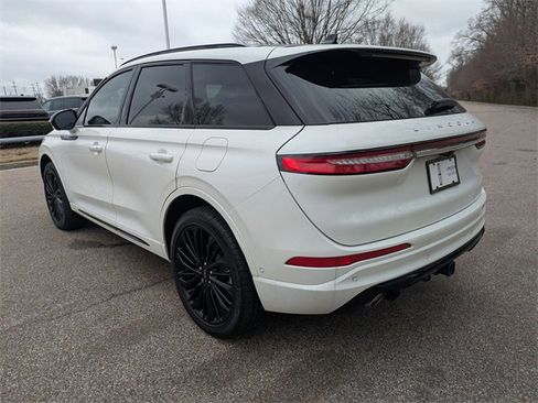 Used 2023 Lincoln Corsair Reserve w/ Equipment Group 202A image 3