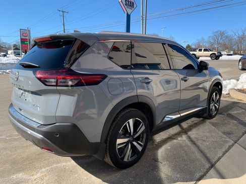 Used 2023 Nissan Rogue SL image 7