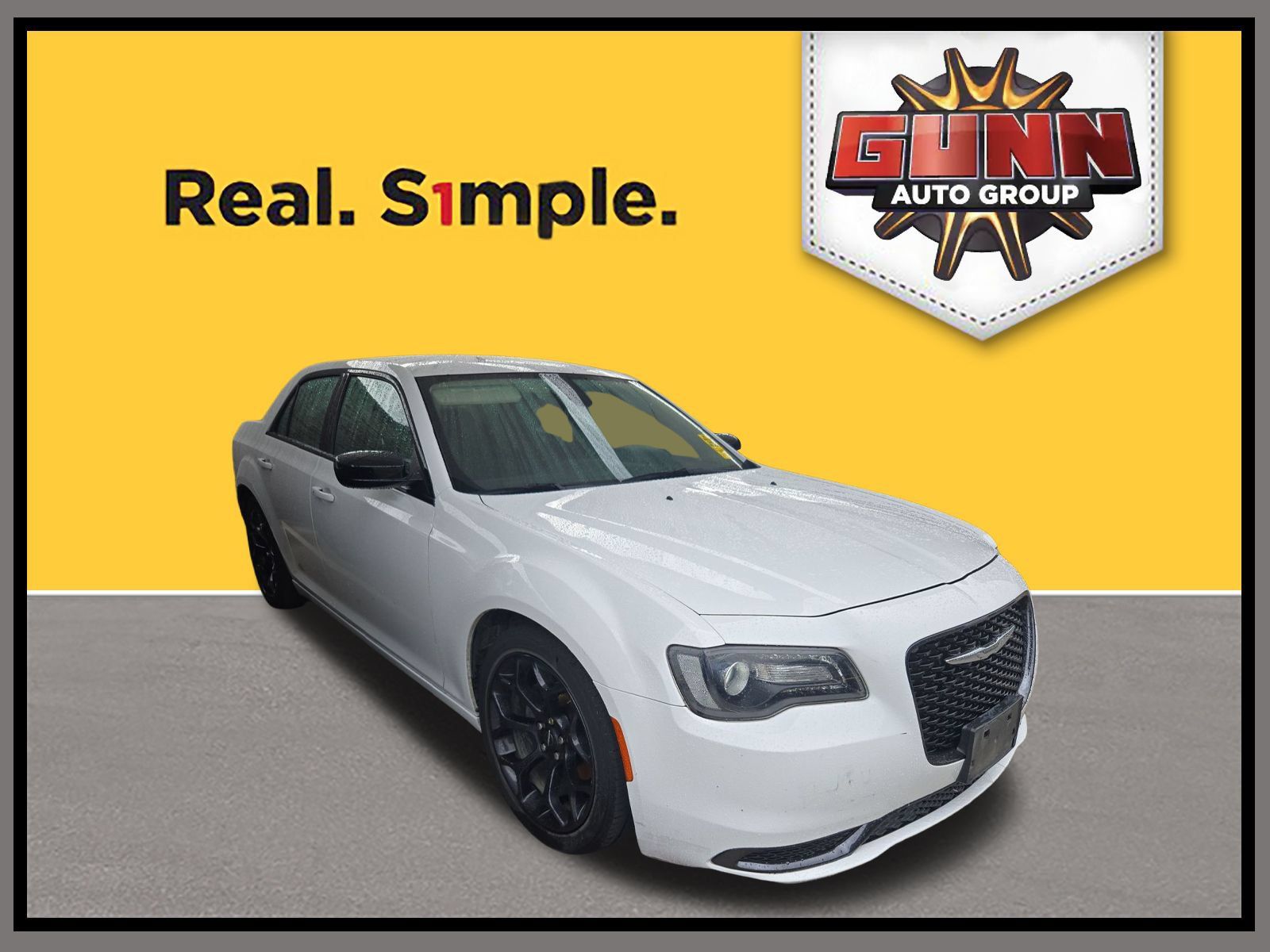 Used 2019 Chrysler 300 Touring w/ Sport Appearance Package RWD image 1
