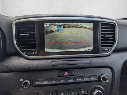Used 2021 Kia Sportage S image 14