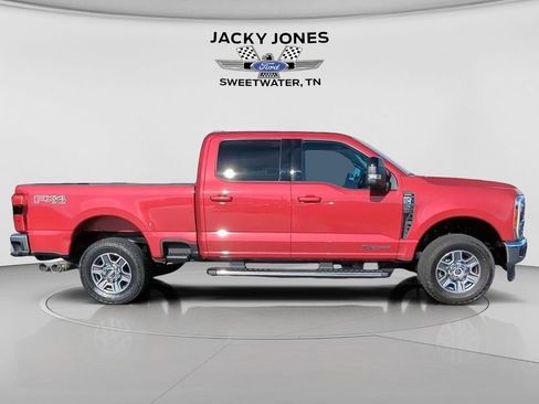 Used 2024 Ford F250 Lariat w/ FX4 Off-Road Package AWD/4WD image 9