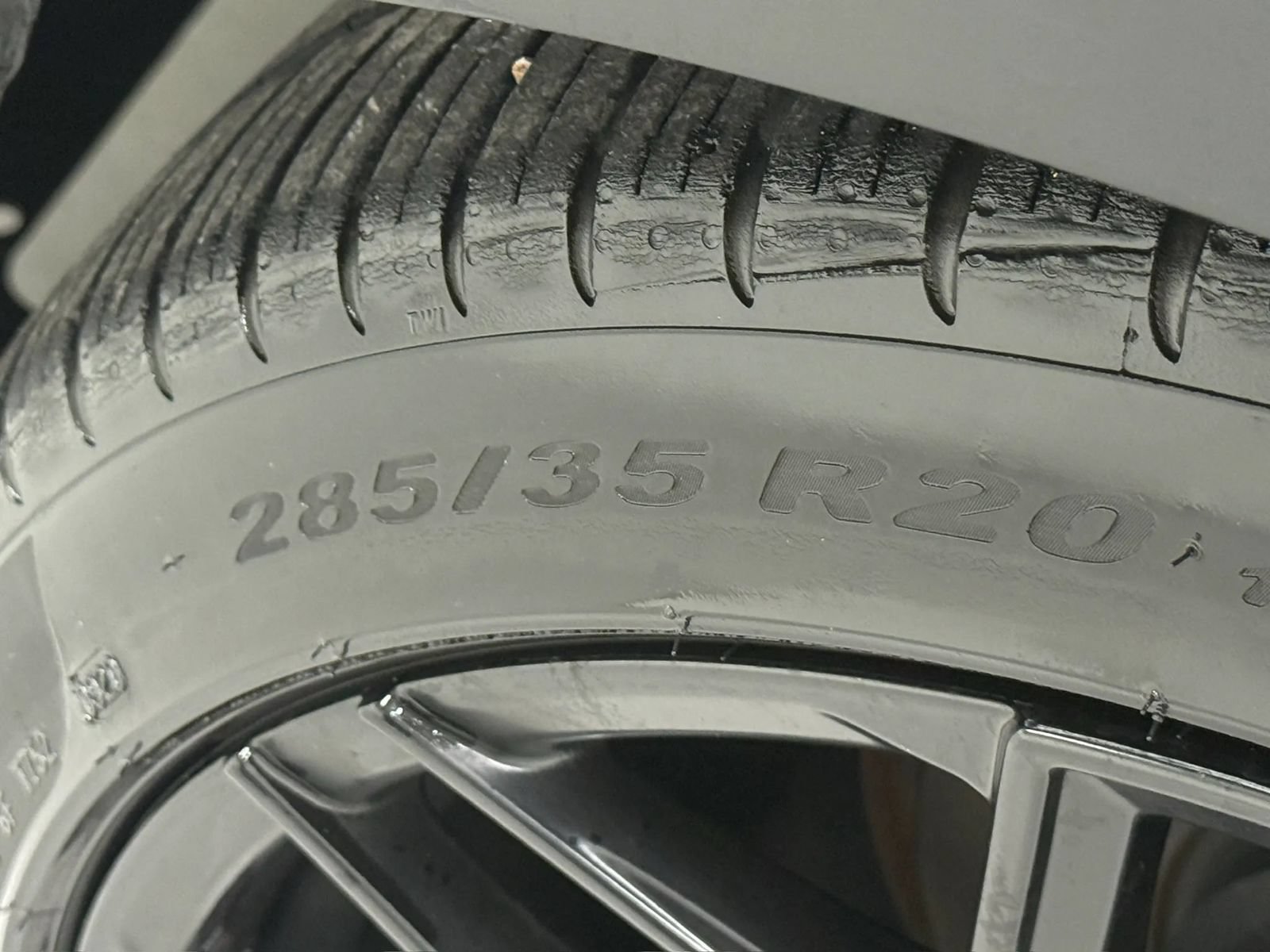 Used 2014 Dodge Challenger R/T w/ Blacktop Package RWD image 31