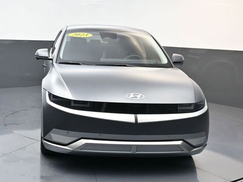 Certified 2023 Hyundai Ioniq 5 Limited w/ Cargo Package image 8