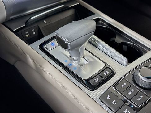 Used 2018 Genesis G80 3.8 w/ Option Group 03 image 17