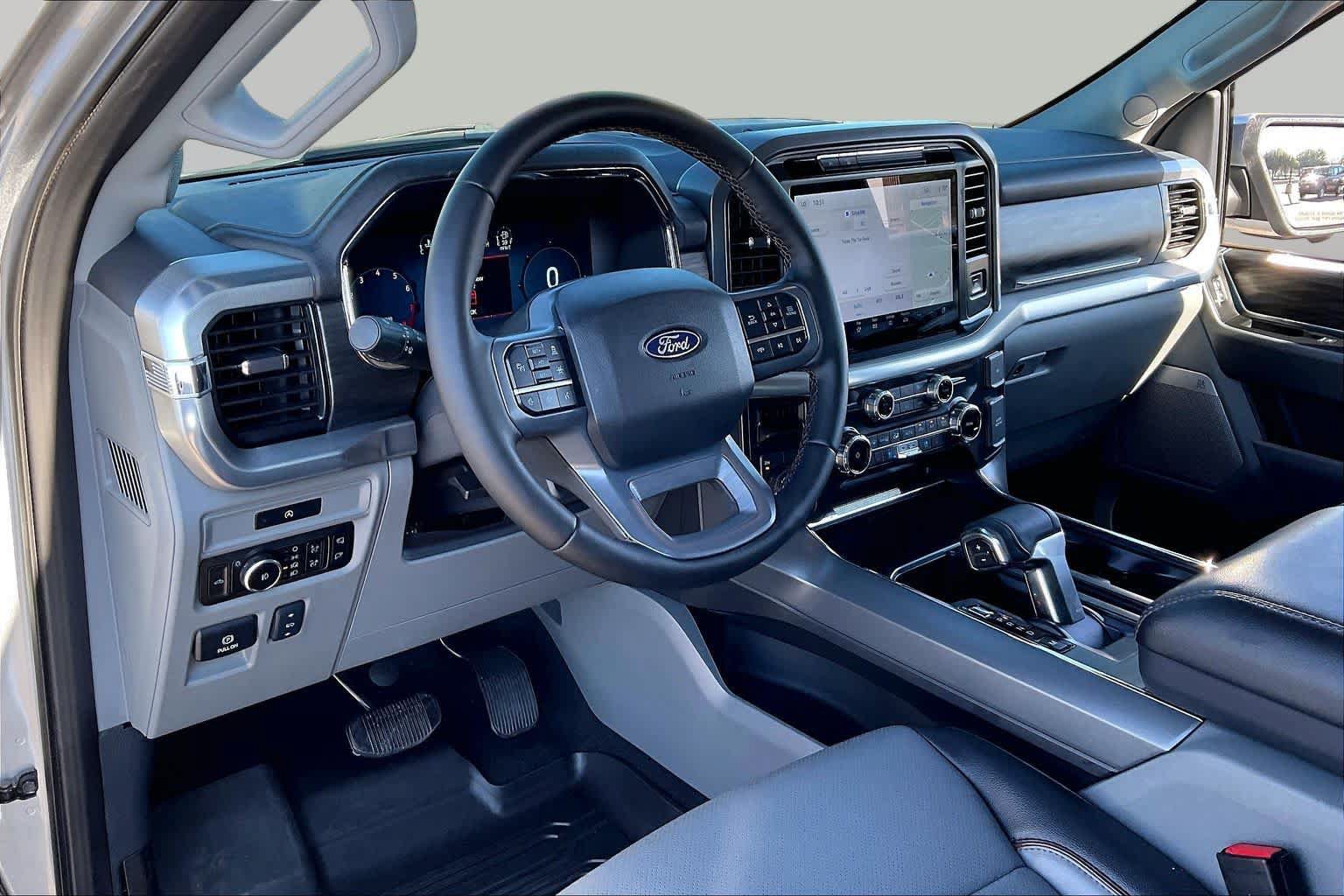 Used 2025 Ford F150 Lariat w/ Equipment Group 501A Mid AWD/4WD image 15