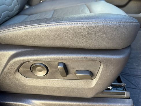 Used 2024 Chevrolet Silverado 1500 ZR2 w/ Technology Package image 23