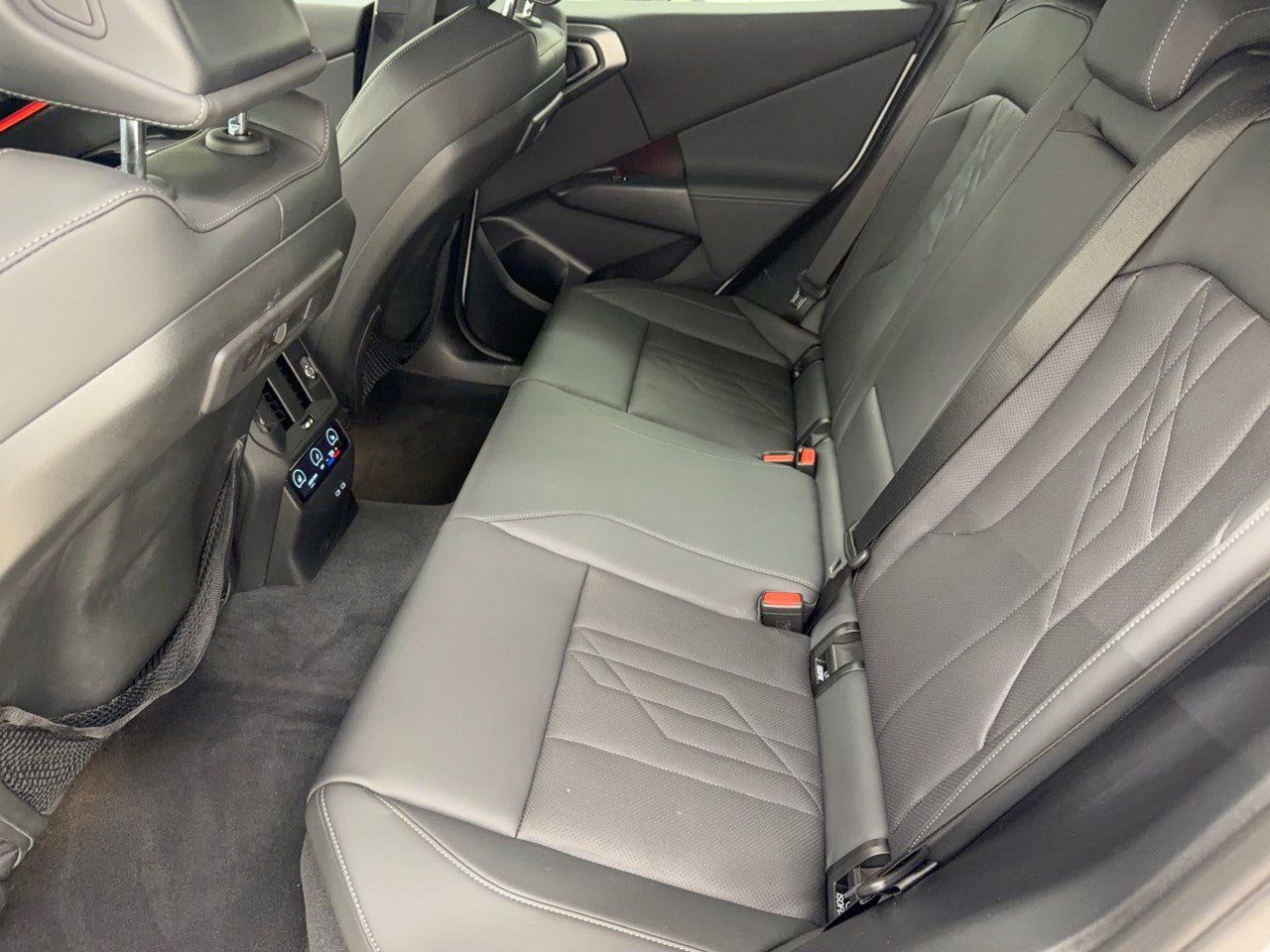 Used 2026 BMW X3 xDrive30i w/ Premium Package AWD/4WD image 25