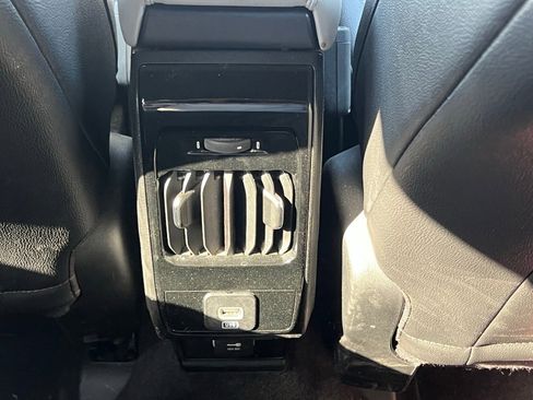 Used 2024 Jeep Compass Limited image 18