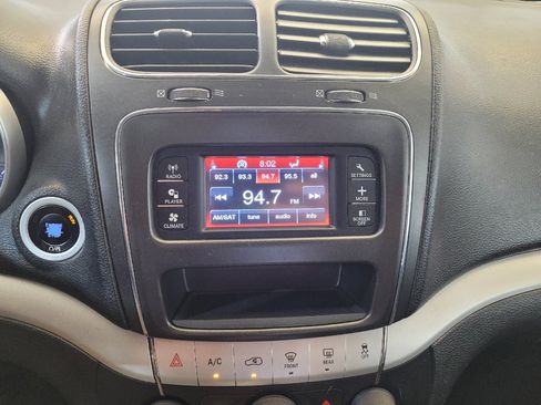 Used 2018 Dodge Journey SXT w/ Premium Group FWD image 25