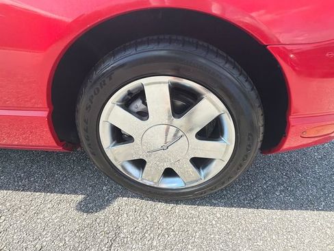 Used 2002 Ford Thunderbird RWD image 12
