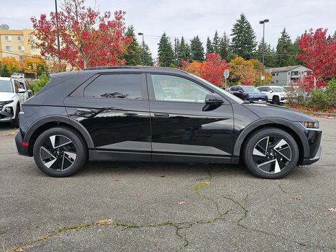 New 2025 Hyundai Ioniq 5 SEL image 8