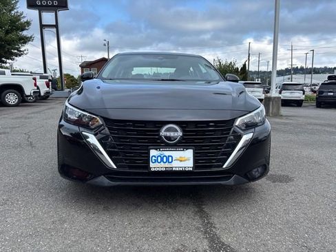 Used 2024 Nissan Sentra SV FWD image 8