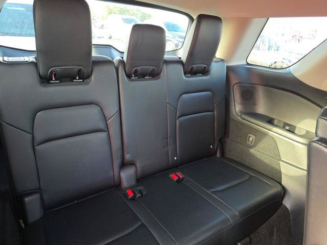 Used 2024 Nissan Pathfinder SL w/ SL Premium Package FWD image 13