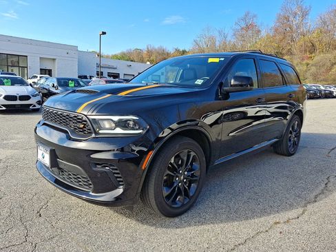Used 2023 Dodge Durango R/T w/ Hemi Orange Plus Package image 3