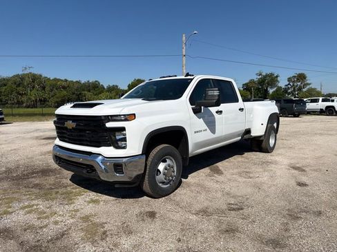New 2026 Chevrolet Silverado 3500 W/T AWD/4WD image 3