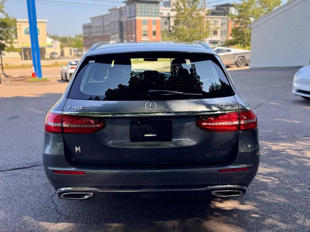 Used 2018 Mercedes-Benz E 400 4MATIC Wagon image 5
