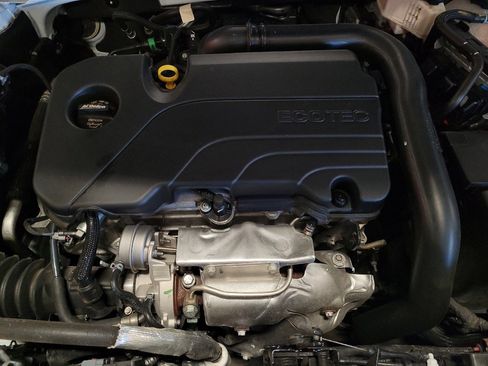 Used 2024 Chevrolet Malibu LT image 30