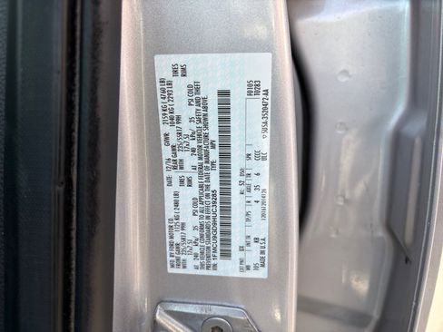 Used 2017 Ford Escape SE AWD/4WD image 32