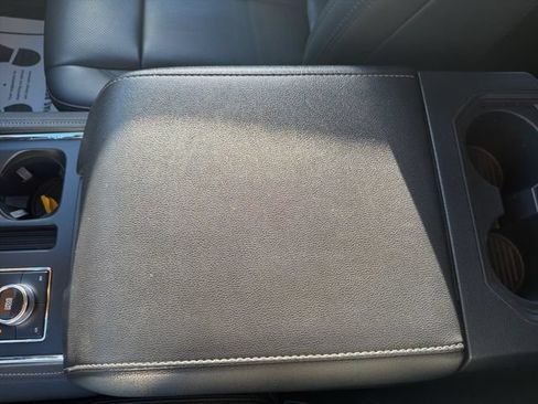 Used 2024 Ford Expedition Max XLT AWD/4WD image 27
