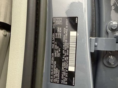 Used 2023 Volvo XC60 B5 Plus w/ Climate Package image 27