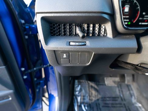 Used 2024 Honda CR-V LX image 11