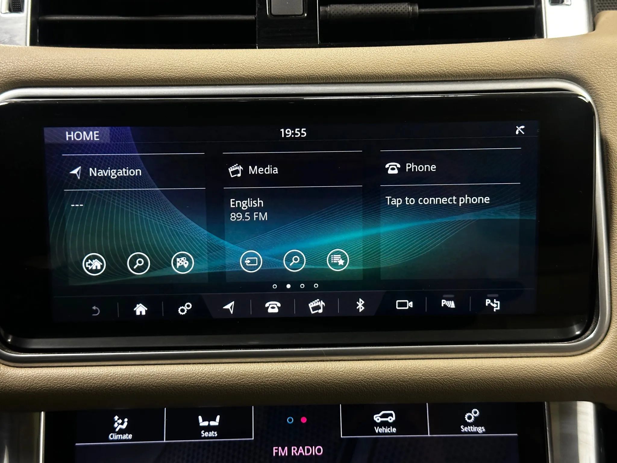 Used 2019 Land Rover Range Rover Sport HSE AWD/4WD image 31