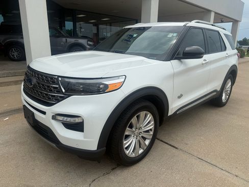 Used 2023 Ford Explorer King Ranch w/ Technology Package AWD/4WD image 8