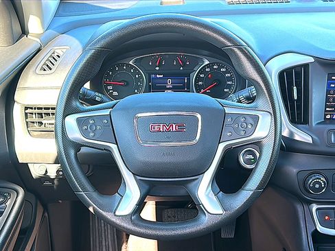 Used 2024 GMC Terrain SLE FWD image 21